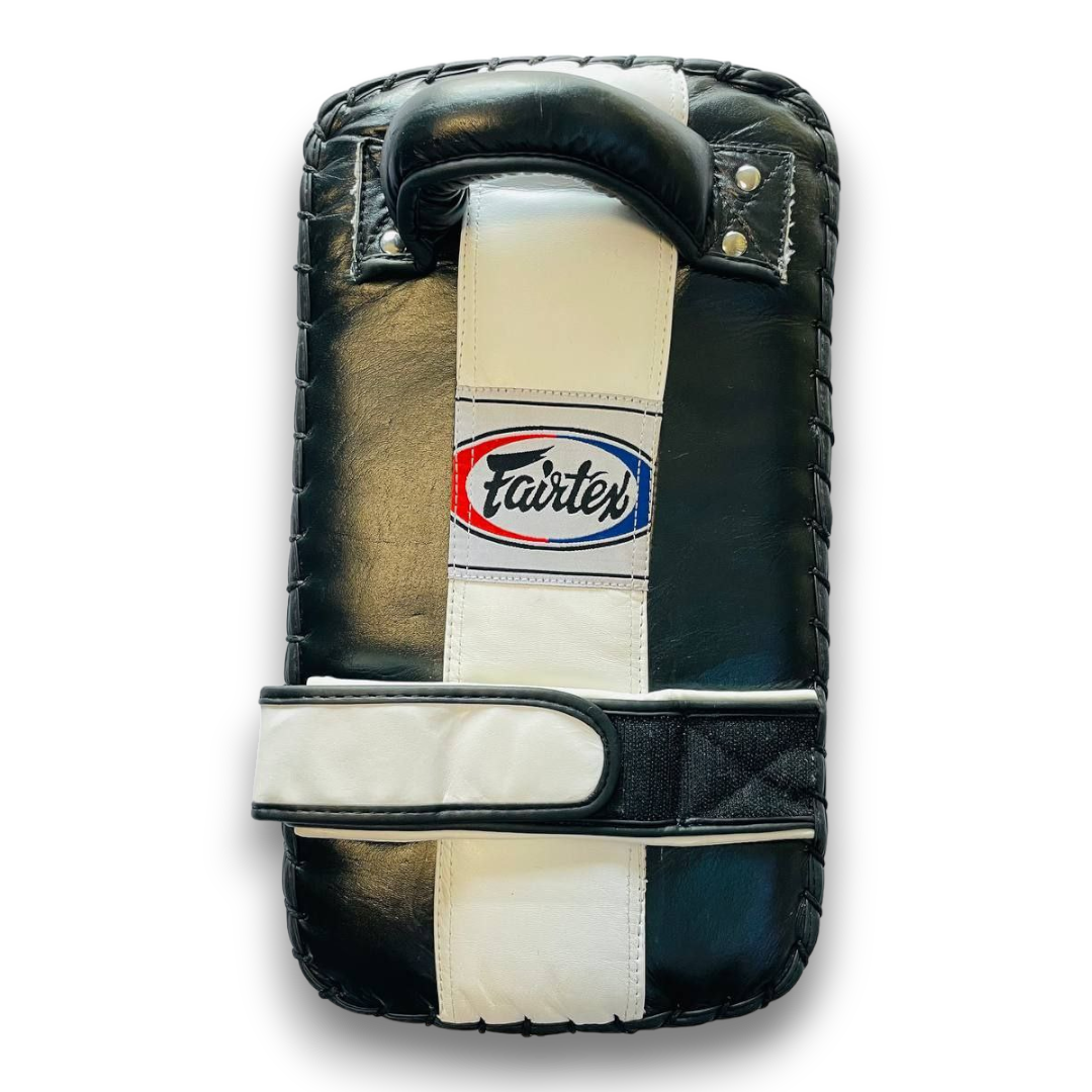 Лапа, FAIRTEX